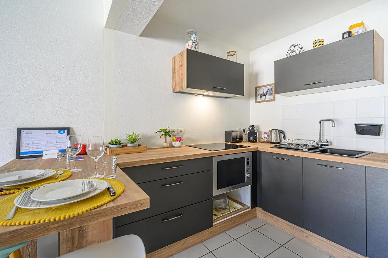 Le Matisse - 39M2 Dans Vannes Avec Parking Prive France